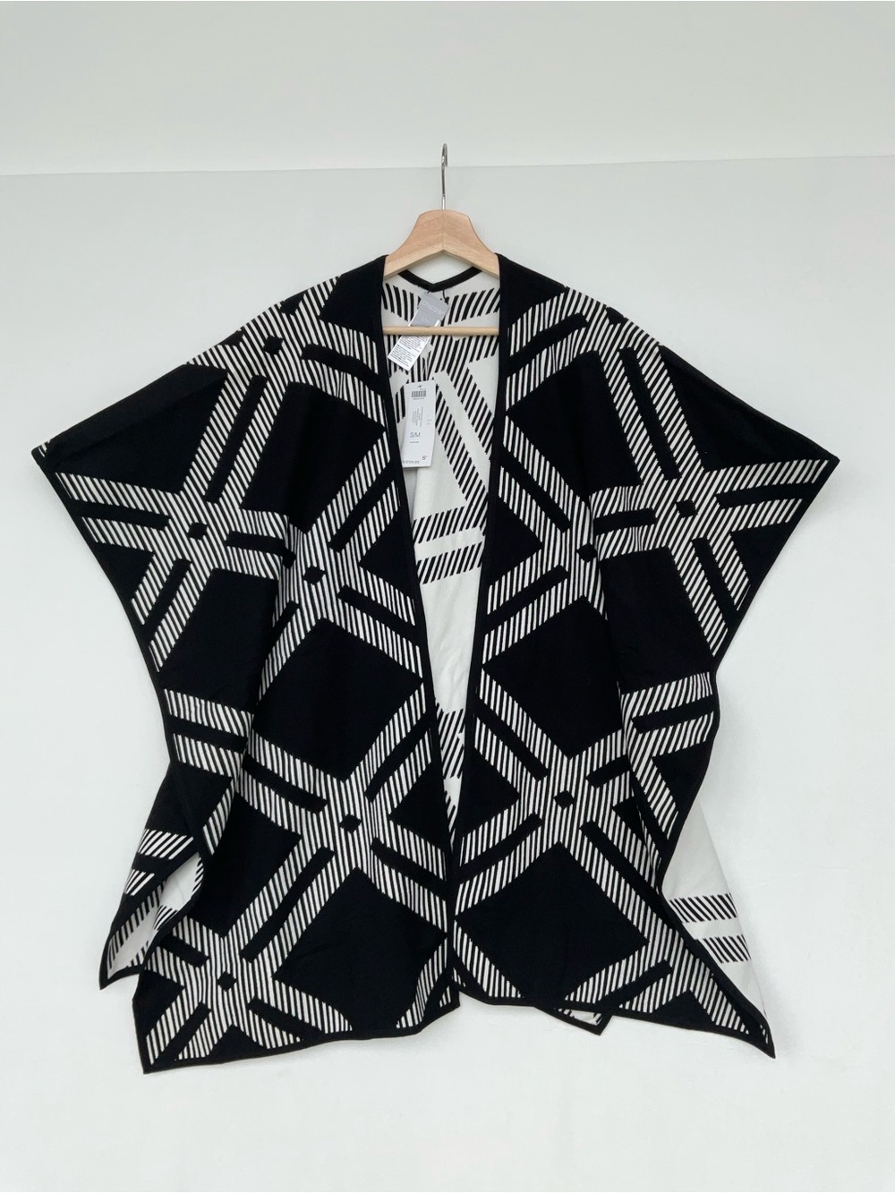 Chico’s Windowpane Plaid Ruana Geometric